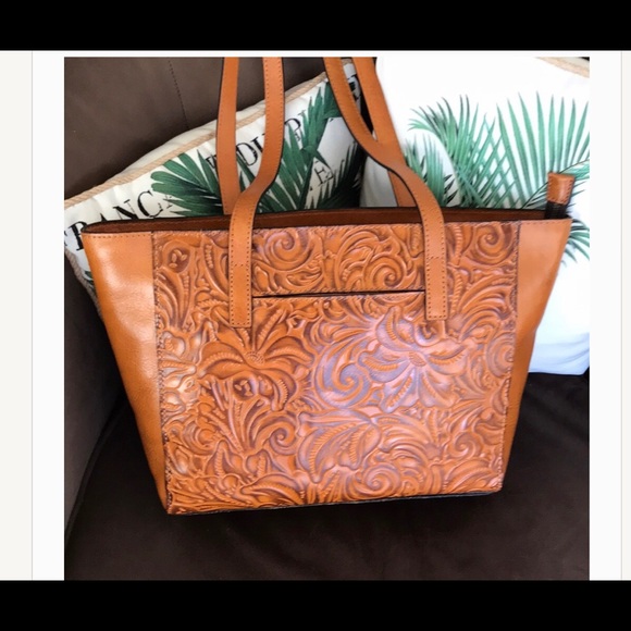 Patricia Nash VARSI Tooled Gold Tote Bag - Picture 6 of 6